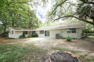 62 Meigs Dr in Shalimar, FL - Building Photo - Building Photo