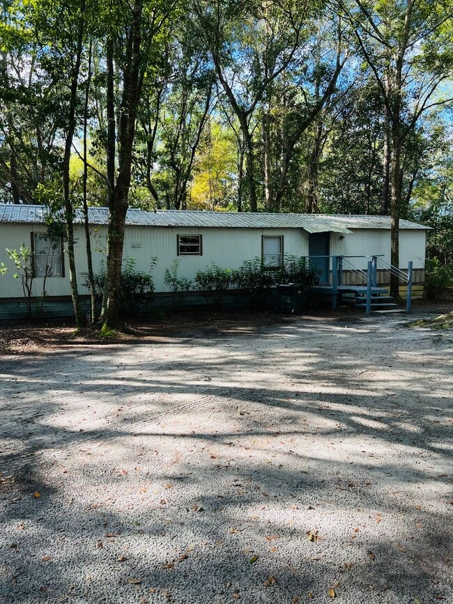 property at 103 Thompson Rd
