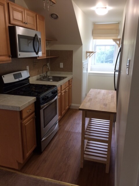 513 S Orange St, Unit Efficiency in Media, PA - Foto de edificio