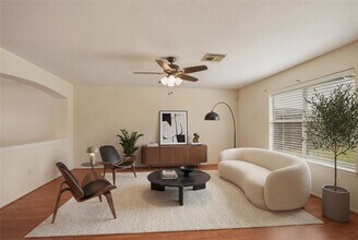 630 Kiley Dr in Houston, TX - Building Photo - Building Photo