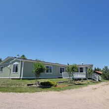 5825 Meridian Rd in Peyton, CO - Building Photo - Building Photo