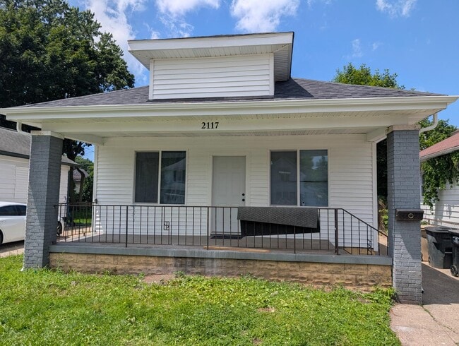 property at 2117 Kemble Ave