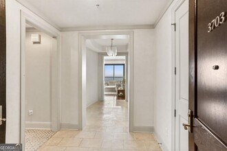 3344 Peachtree Rd NE in Atlanta, GA - Building Photo - Building Photo