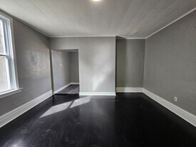 235 Spencer Ave in Pittsburgh, PA - Building Photo