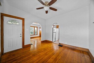 3125 East Ave in Erie, PA - Building Photo