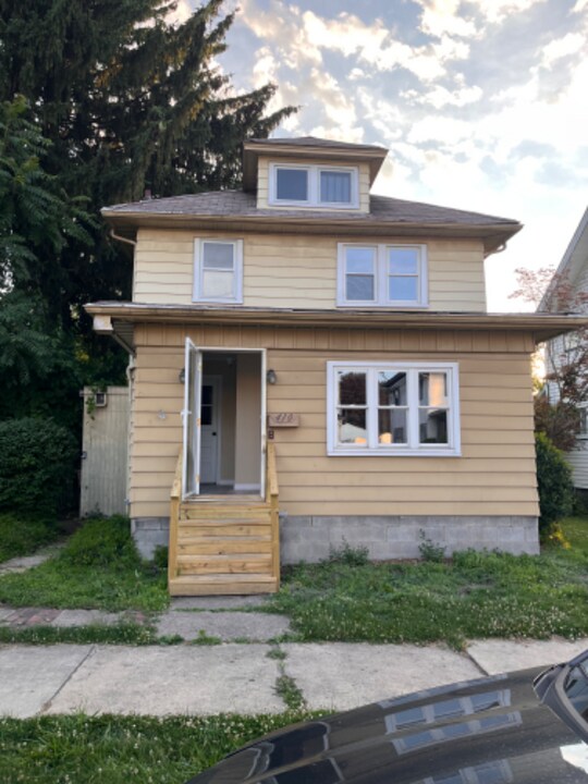 410 Cedar Ave-Unit -1 in Sharon, PA - Foto de edificio