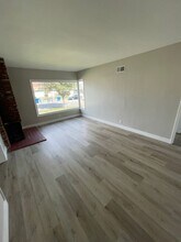 201 Mission St in La Habra, CA - Building Photo - Building Photo