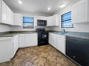 164 Dandelion Trail in San Marcos, TX - Building Photo - Building Photo