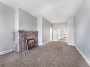 858 Market St in Gloucester City, NJ - Building Photo - Building Photo