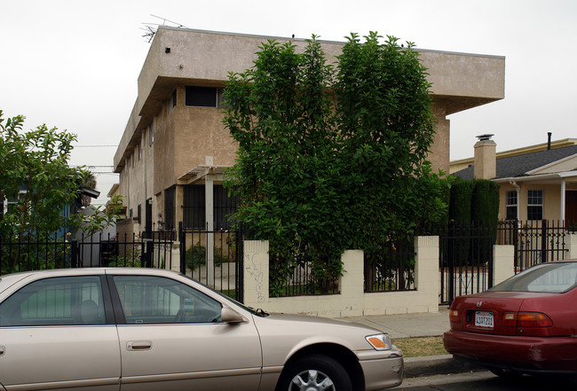 11502 Eucalyptus Ave in Hawthorne, CA - Building Photo - Building Photo