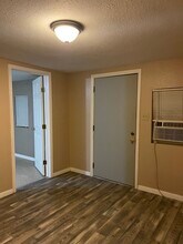 224 Hugh St in Sinton, TX - Building Photo - Building Photo