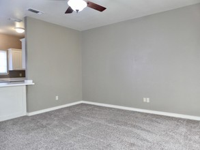 1103 SW 2nd St in Andrews, TX - Building Photo - Building Photo