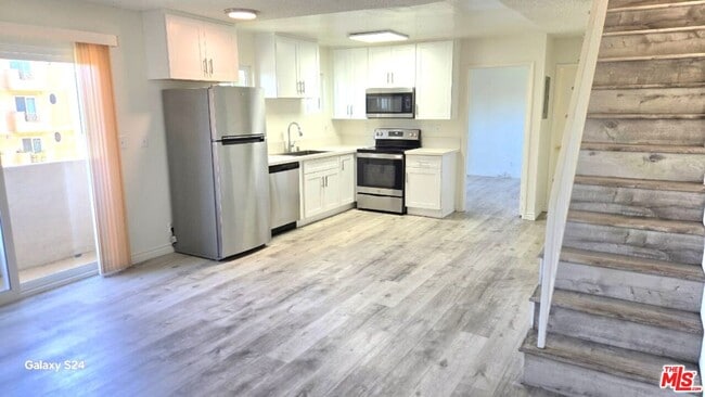 property at 140 N Berendo St