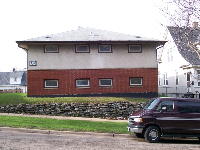 330-334 Magnolia Ave E in St. Paul, MN - Building Photo - Building Photo