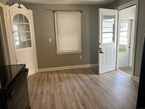 77 McKinley St in Torrington, CT - Building Photo - Building Photo