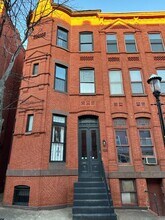 1825 Madison Ave in Baltimore, MD - Building Photo - Building Photo