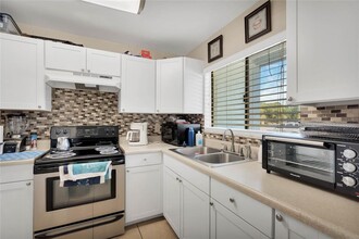 111 Michelle Ln, Unit A in Kissimmee, FL - Building Photo - Building Photo