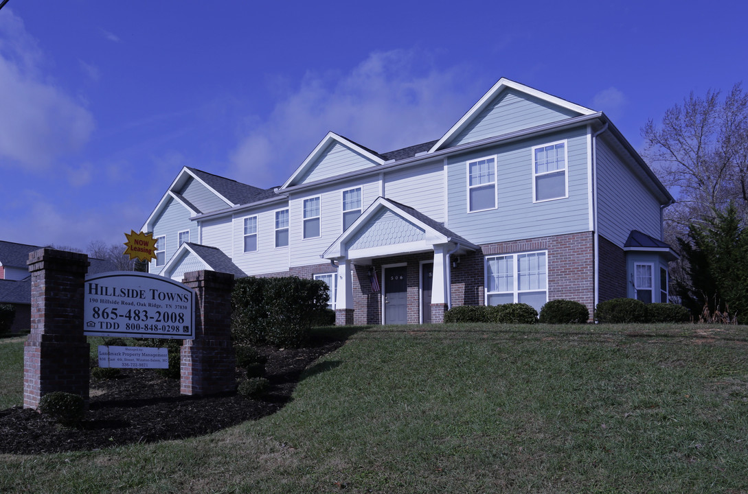 Hillside Towns Apartments in Oak Ridge, TN - Building Photo