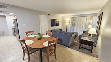 8500 E Indian School Rd in Scottsdale, AZ - Building Photo - Building Photo