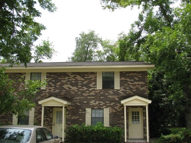 Colonial Homes Apartments in Blackshear, GA - Building Photo - Building Photo