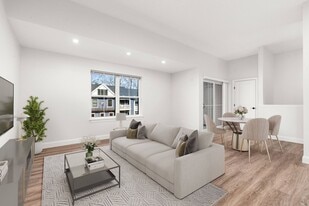 Bridge Road Commons in Haddam, CT - Building Photo