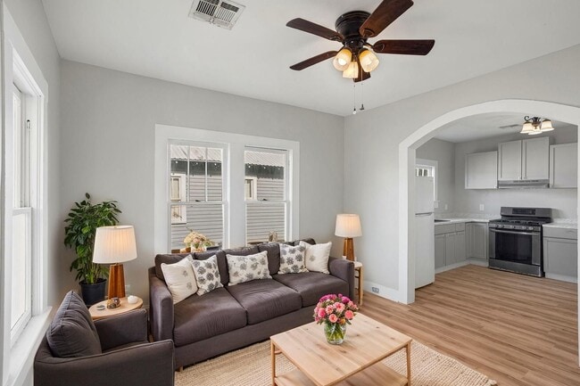property at 312 W Division St