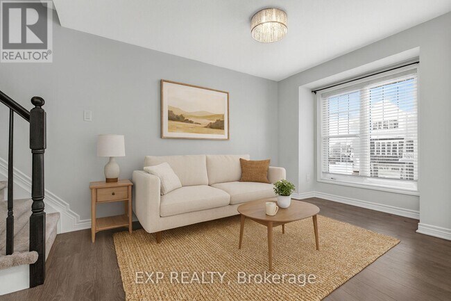 405 Gerardia Ln in Ottawa, ON - Building Photo - Building Photo