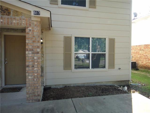 917 N Brents Ave in Sherman, TX - Building Photo - Building Photo