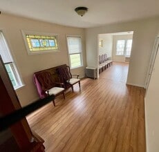 193 Avenue C in Bayonne, NJ - Building Photo - Building Photo