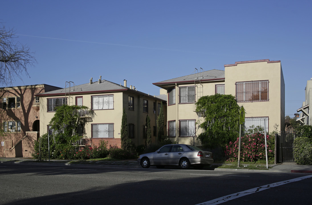 5939 Telegraph Ave in Oakland, CA - Building Photo