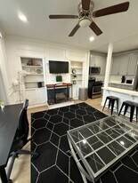 1128 S 47th St in Philadelphia, PA - Building Photo