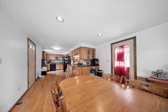 136 Reynolds Bridge Rd in Thomaston, CT - Building Photo - Building Photo