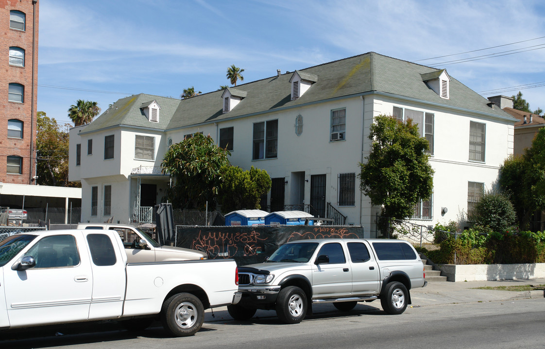 862 Irolo St in Los Angeles, CA - Building Photo