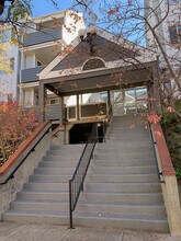 2201 Pearl St, Unit 123 in Boulder, CO - Foto de edificio - Building Photo