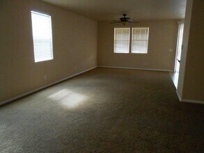10019 Hollis Mountain Ave in Las Vegas, NV - Building Photo - Building Photo