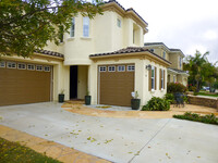 3510 Knollwood Dr in Carlsbad, CA - Foto de edificio - Building Photo