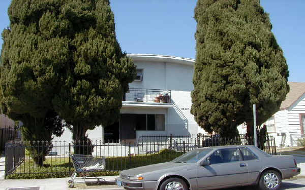 5527 Barton Ave in Los Angeles, CA - Building Photo - Building Photo