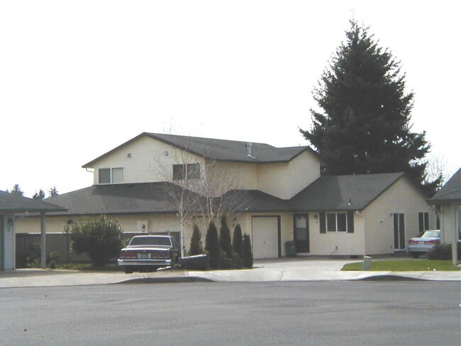 property at 714 SE 135th Ct