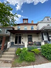 122 Maple Ter, Unit 1 in Pittsburgh, PA - Building Photo - Building Photo