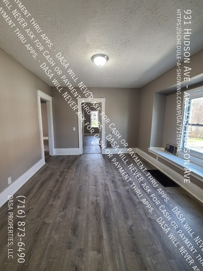 931 Hudson Ave in Rochester, NY - Building Photo - Building Photo