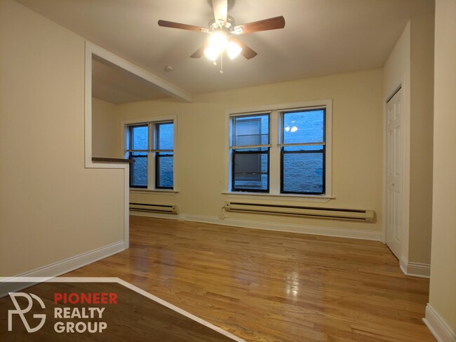 2842 N Orchard St, Unit 14 in Chicago, IL - Building Photo - Building Photo