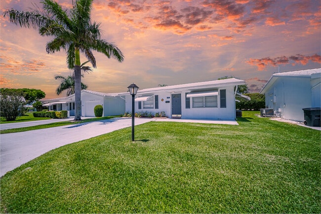 property at 904 SW 24th St