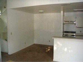 5956 Westgate Dr in Orlando, FL - Building Photo - Building Photo