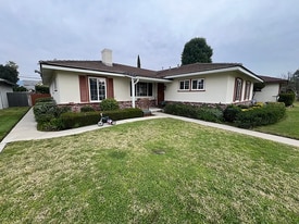 139 E Dexter St in Covina, CA - Building Photo