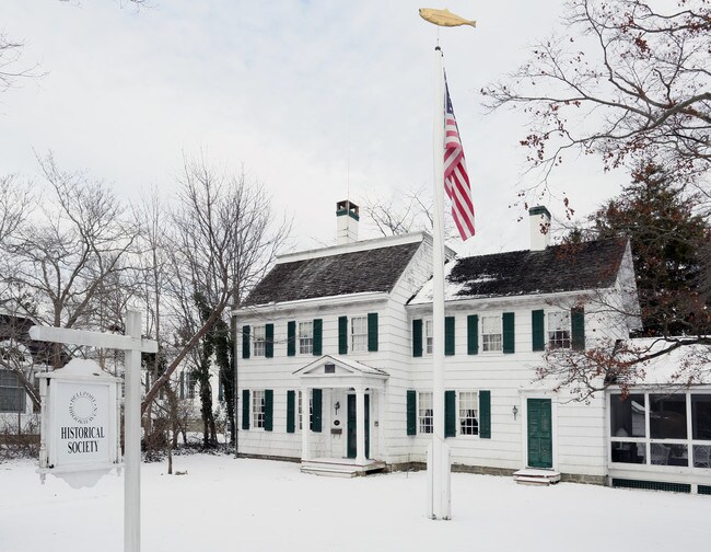 Casas Alquiler en North Bellport, NY