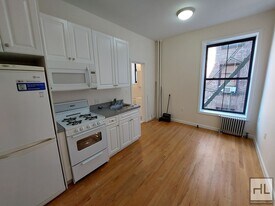 WEST 72 STREET, Unit 5C in New York, NY - Building Photo