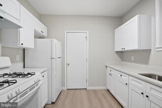 5518 Lansdowne Ave in Philadelphia, PA - Building Photo - Building Photo