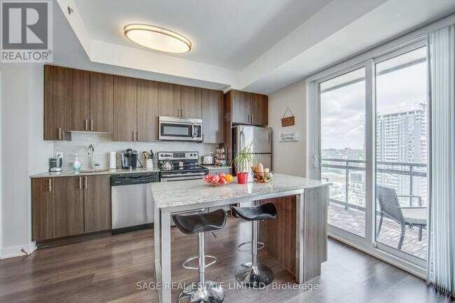 225-1225 Sackville St in Toronto, ON - Building Photo - Building Photo