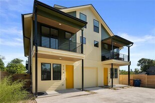 914 Taulbee Ln in Austin, TX - Building Photo