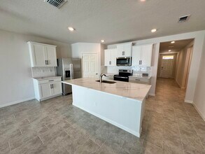 9635 Seaspray Dr in Fort Pierce, FL - Building Photo - Building Photo